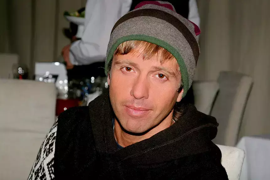 «Боюсь умереть»: измученный серьезной болезнью Андрей Губин показал скромный дом