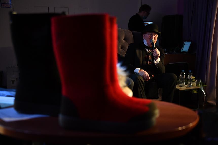 «Столько сделал, а заслужил только сельский погост»: люди удивились выбору места захоронения Вячеслава Зайцева