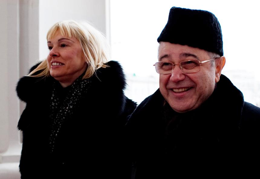 «Непрекращающееся кровотечение»: 77-летнему Петросяну потребовалась установка импланта