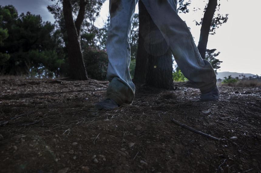 В Ленобласти мужчина убил дедушку и отца из-за 1,2 миллионов и закопал их трупы в лесу