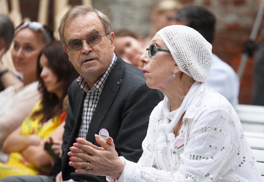 «Главное жив»: Глеб Панфилов не может разговаривать и ходить