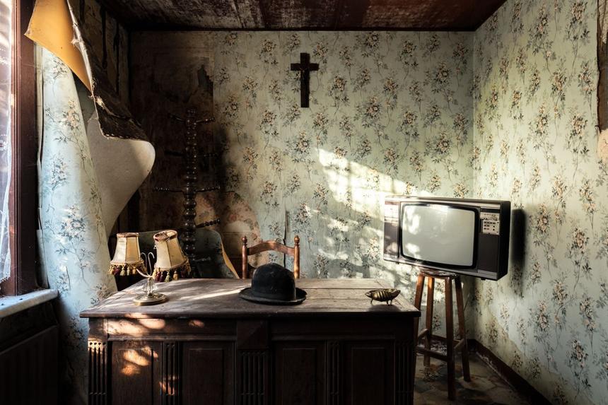 В Раменском умерли мать и дочь, которые раз в год меняли входную дверь в квартире