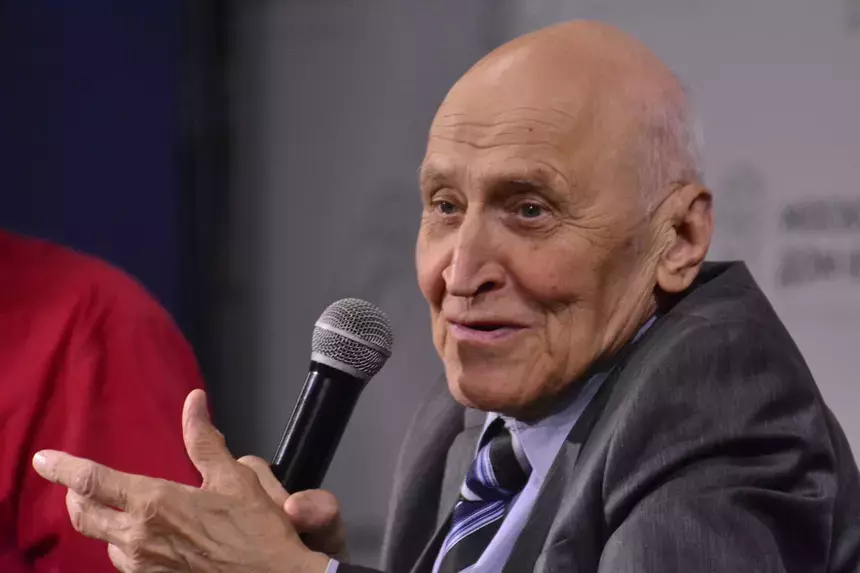 «Всучим обязательно»: именинник Николай Дроздов рассказал, чем порадует гостей на празднике