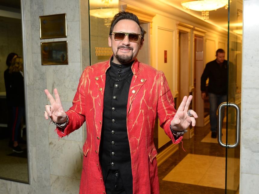 Фирма в процессе ликвидации: плачевное состояние бизнеса Стаса Михайлова всплыло наружу