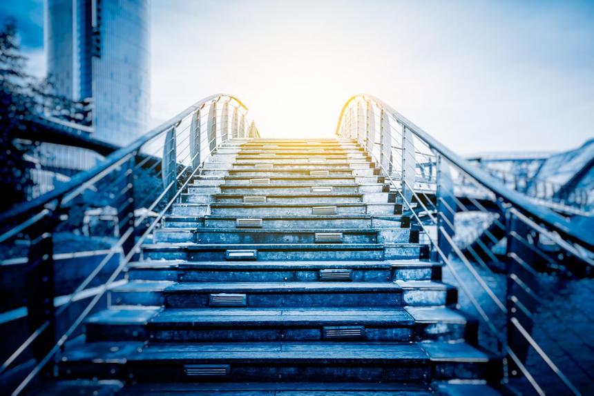 В Приамурье восьмилетний ребенок потрогал металлическую лестницу и умер от удара током