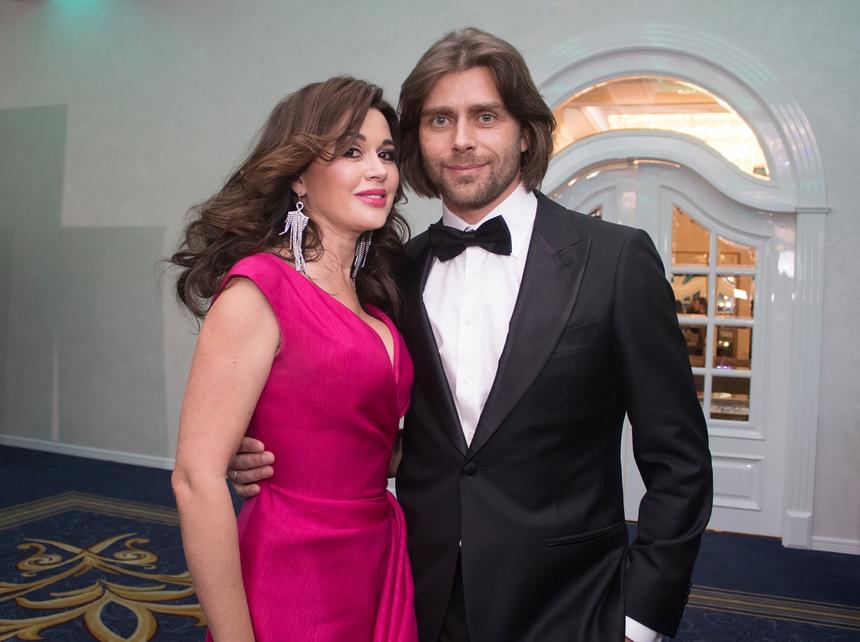 Разгадка близка: в Сети раскрыли неожиданную тайну о младшей дочери Анастасии Заворотнюк