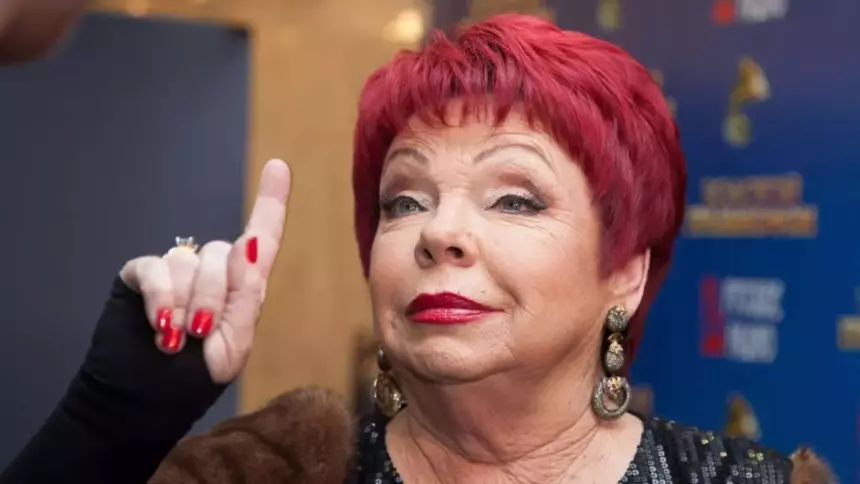 Мать Наташи Королевой заставила Бедроса Киркорова засмущаться