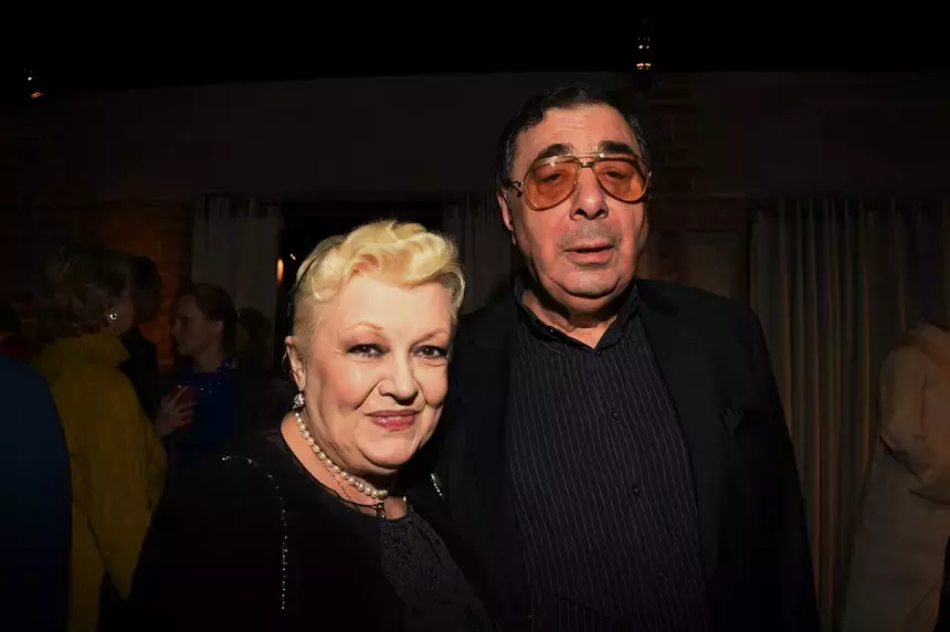 Баталовы должны почти миллион: суд вынес неожиданное решение в пользу Дрожжиной и Цивина