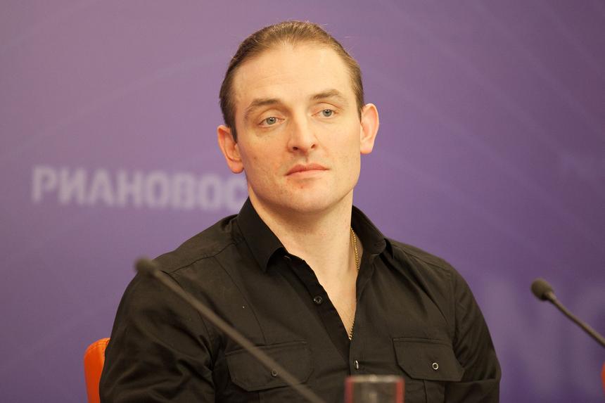 Злится до сих пор: Аскольд Запашный узнал неудобный факт о жене, который она долго держала в секрете