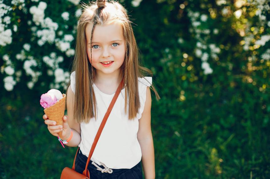 В Самарской области 39-летний мужчина заманил школьницу в дом мороженым и удерживал как пленницу