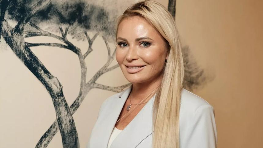 47-летняя телеведущая Дана Борисова ответила на критику своей внешности после ботокса