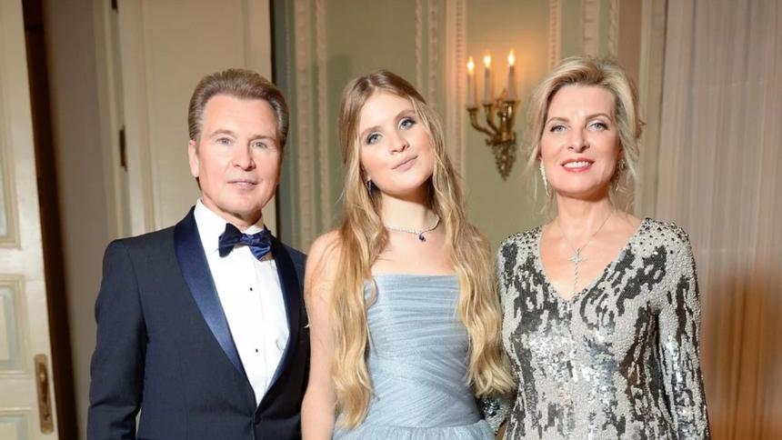 «У нас пополнение»: жена Александра Малинина сообщила поклонникам важные новости