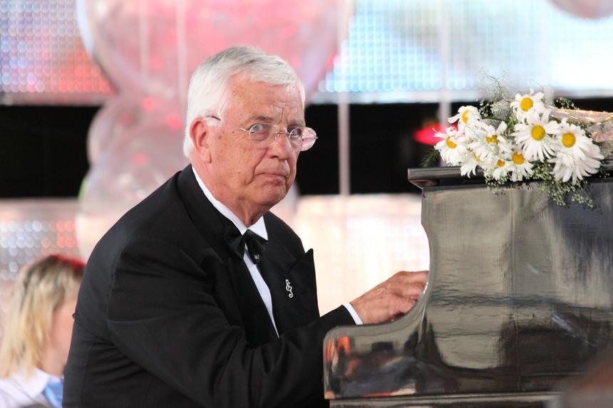 Умерла супруга композитора Раймонда Паулса