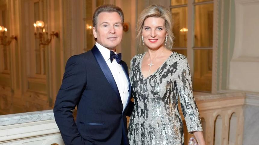 Жена Александра Малинина Эмма призналась в любви новой девушке 22-летнего сына