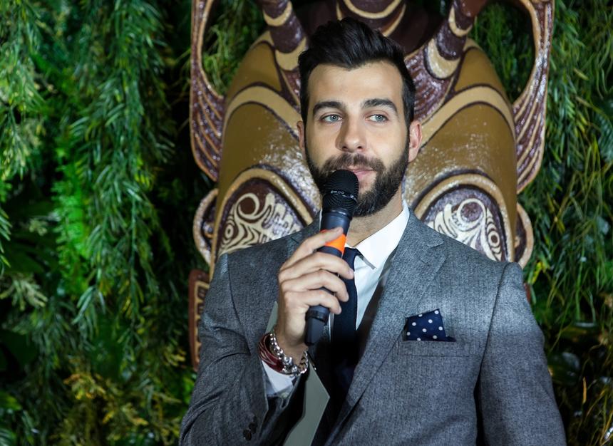 Ведет свадьбы и вечеринки, но не декларирует гонорары: в ФНС ответили, находится ли Ургант в поле зрения ведомства