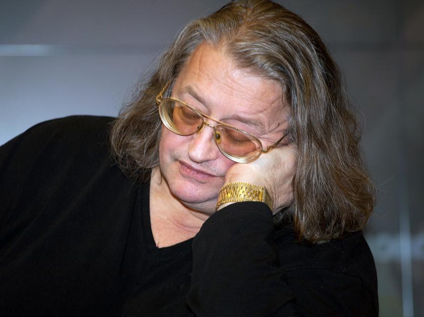 Вдова Александра Градского отреагировала на обвинения сына певца в краже денег