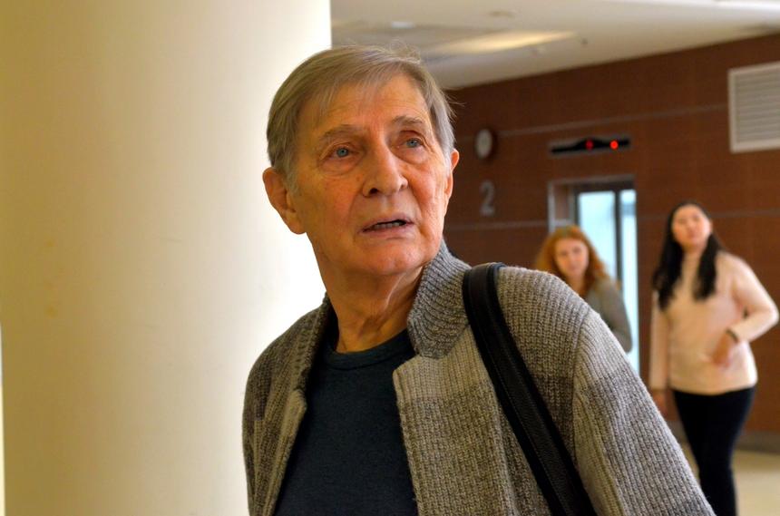 В дом Игоря Ясуловича снова приехала «скорая»: что известно о состоянии актера