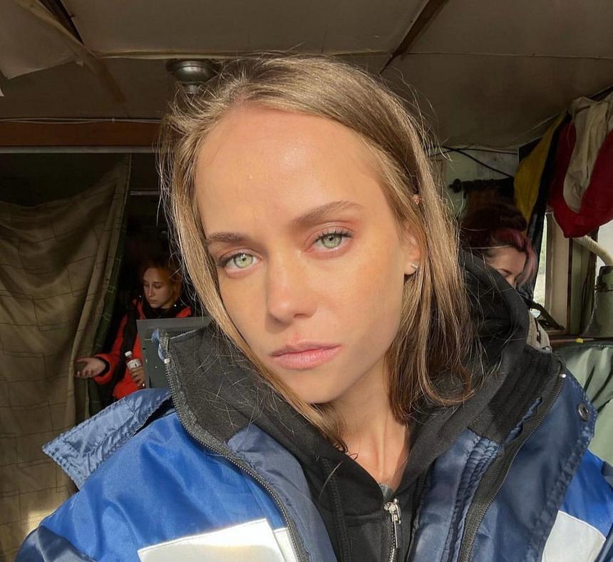 Актриса Ковальчук проводит время с мамой Харламова на фоне сообщений о расставании