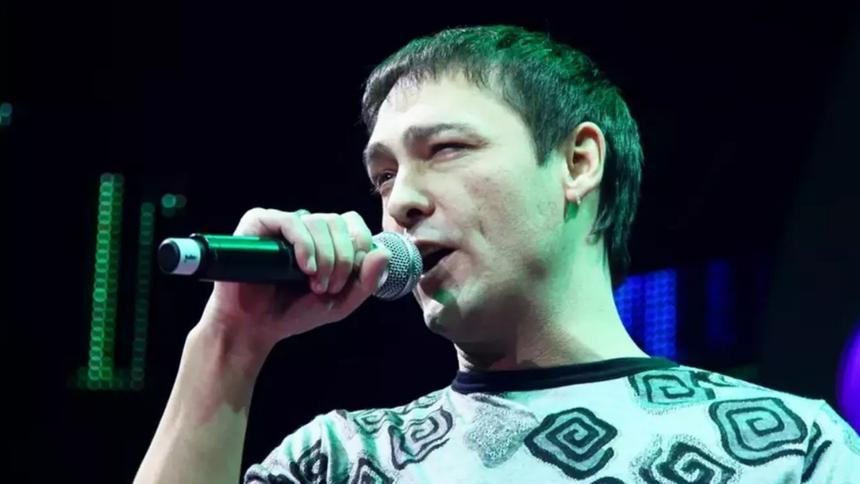 «Кажется, что он где-то на гастролях»: вдова Шатунова рассказала о жизни после смерти певца