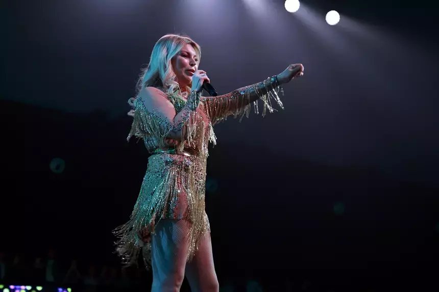 «Не смотрю на себя»: Лада Дэнс впервые появилась на телевидении после ДТП