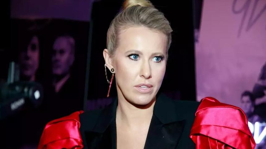 Грудь висит, а талии нет: Собчак опозорила Бородину, показав ее фото с модного показа