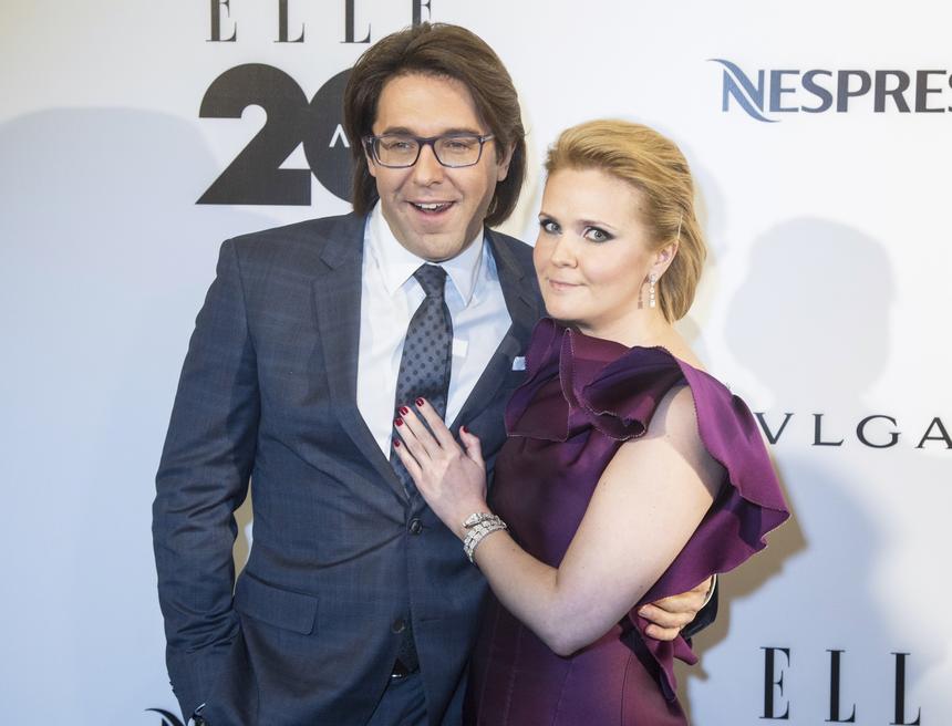 43-летняя жена Андрея Малахова сильно похудела из-за болезни телеведущего