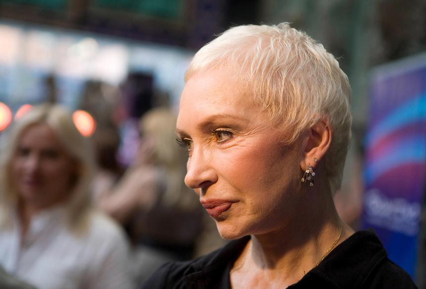 Рано увлеклась пластикой: какие операции сделала ставшая неузнаваемой Татьяна Васильева