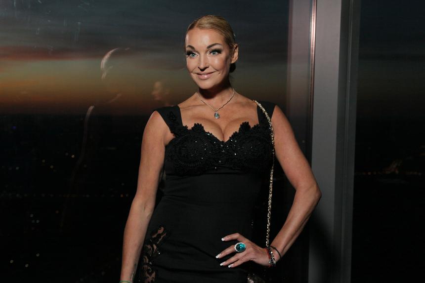 «Разорвут на части»: балерина Анастасия Волочкова объяснила, почему не ездит на метро