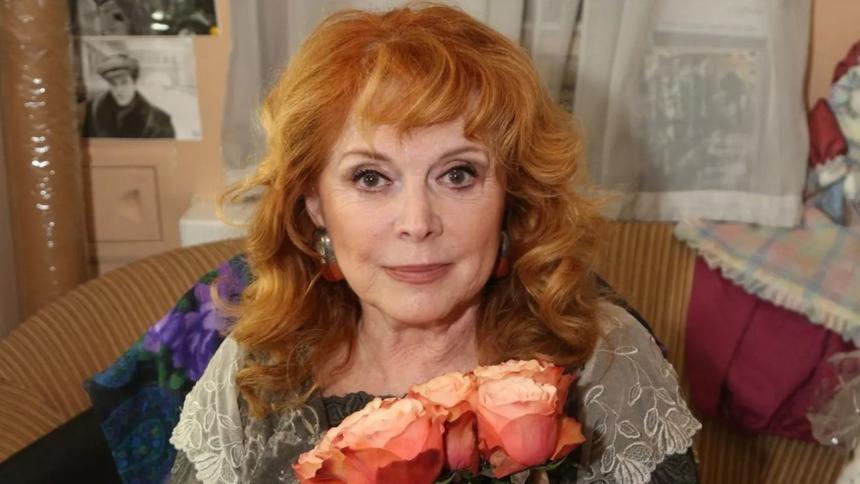 Звезда «Аншлага» Клара Новикова вышла на связь и раскрыла тайну своей пропажи