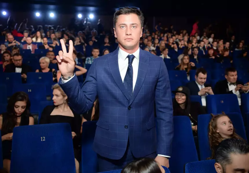 Павел Прилучный и Зепюр Брутян вышли в свет с детьми Агаты Муцениеце