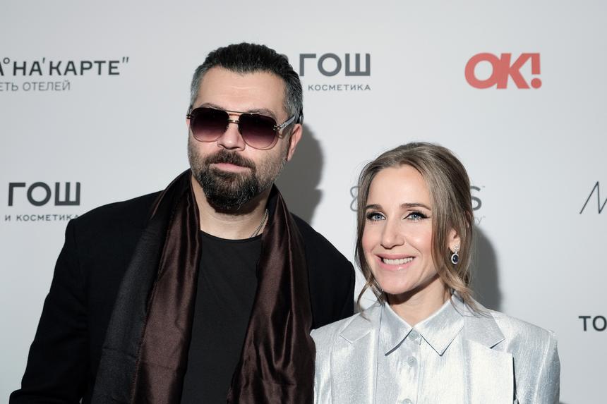 42-летний певец Алексей Чумаков 30 минут ждал зрителей на концерте в Новосибирске