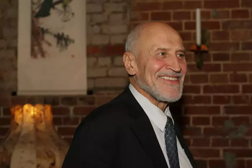 Mash: Роскомнадзор пытался закрыть журнал Николая Дроздова «В мире животных»