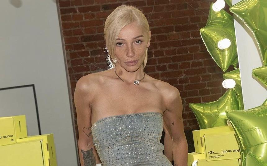 Блогер Настя Ивлеева рассказала, как ее пьяную выносили на руках со свадьбы Моргенштерна*