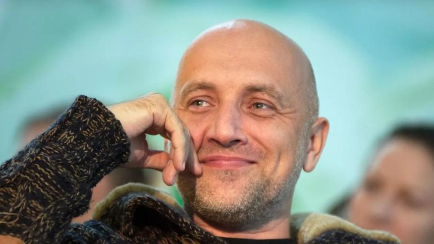 Прилепин сообщил, что ему брезгливо от возвращения в РФ Пугачевой и Макаревича*