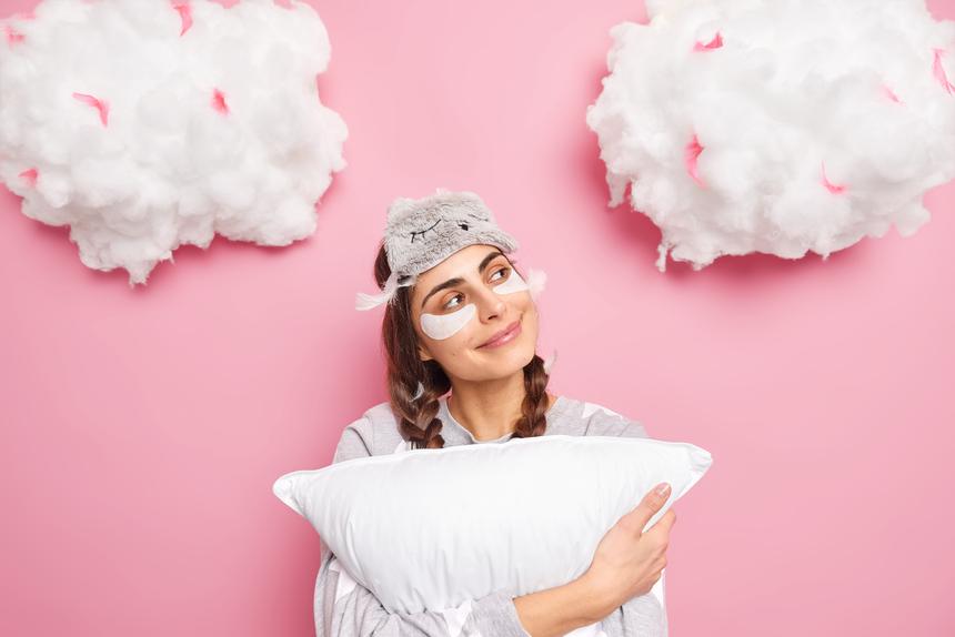 Психолог Алена Макарова рассказала, как научиться понимать символизм снов