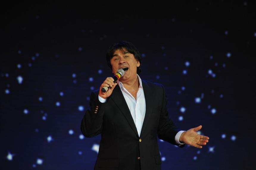 «Не хочу больше никого спасать»: объявившая о расставании с мужем бывшая Серова сделала заявление