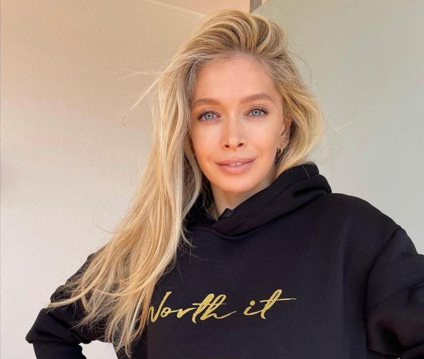 Mash: 41-летняя певица Вера Брежнева потеряла последний бизнес в РФ из-за долгов