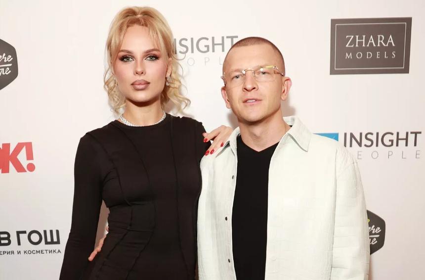 Певице Ханне пришлось оправдываться перед подписчиками из-за родов в Дубае