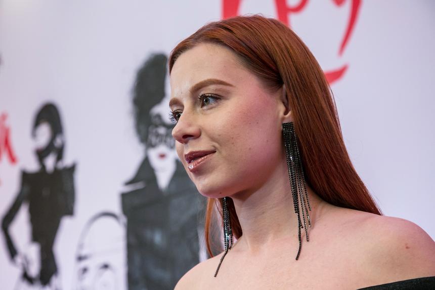 «Весила 37 кг»: Юлия Савичева призналась в страшной болезни