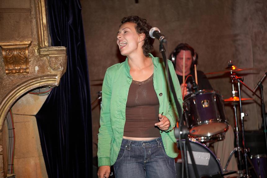 Певица Юлия Чичерина рассказала об угрозах из-за ее патриотической позиции