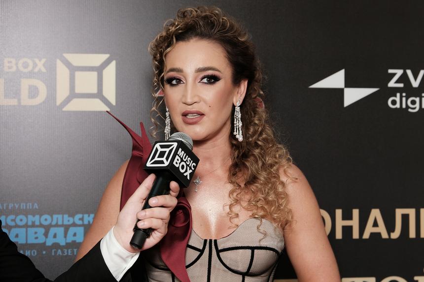 Это уже не смешно: Ольга Бузова ответила тем, кто обвиняет ее в использовании фонограммы