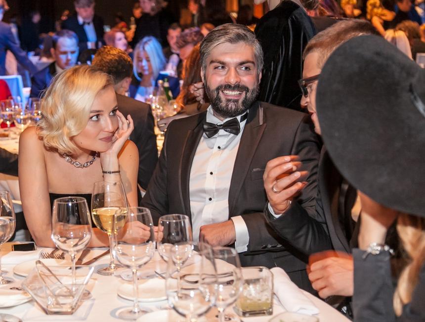 «Настоящий герой»: бывший муж Гагариной поражен характером Юлии Пересильд