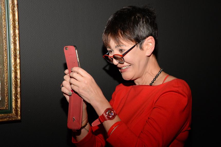 «Работает, похудела, на ночь не ест»: Ирина Хакамада похвасталась успехами дочери за 12 месяцев