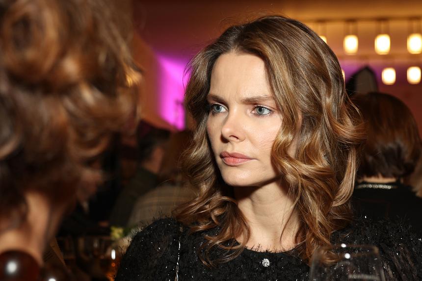 Актер Максим Матвеев подшутил над женой Елизаветой Боярской в день ее 38-летия