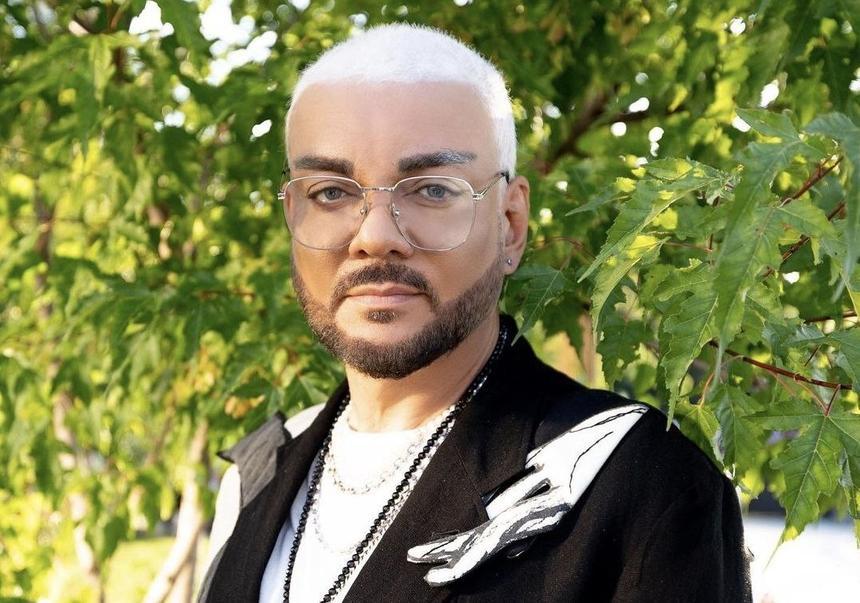 Упал на бетонный пол: пострадавший от рук Филиппа Киркорова охранник рассказал про толчок