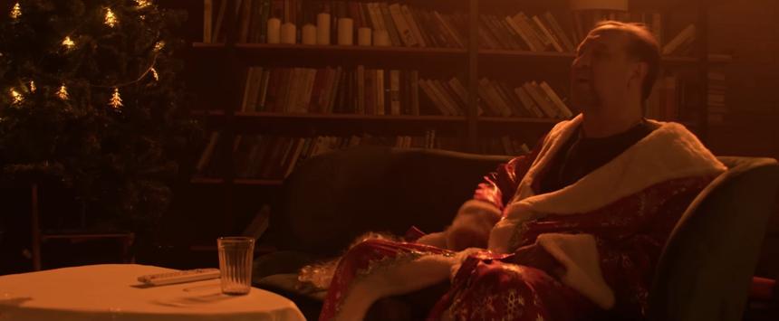 Юрий Шевчук облачился в Деда Мороза в новом клипе «ДДТ» на песню «Новости»