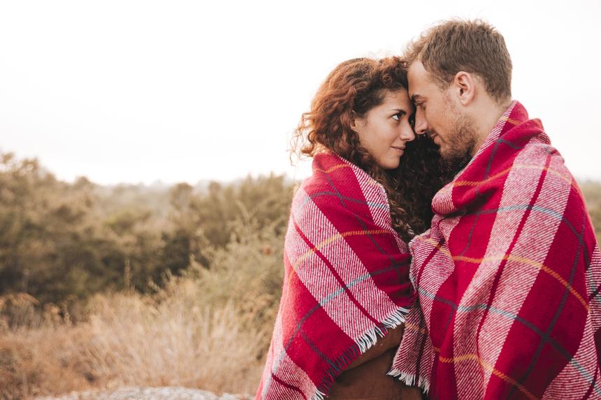 «Предложил посмотреть на труп»: истории о самых нелепых и странных свиданиях