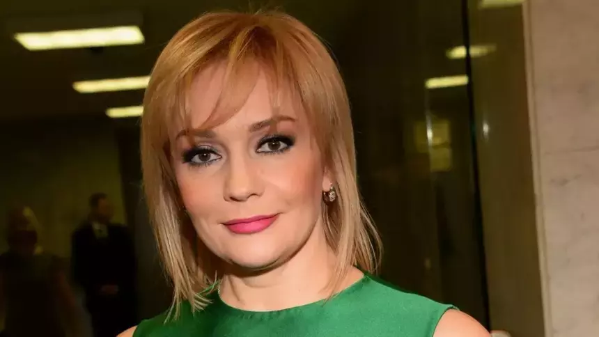 «Чтобы никому не мешал»: муж Булановой не хочет жить в квартире с их будущим ребенком