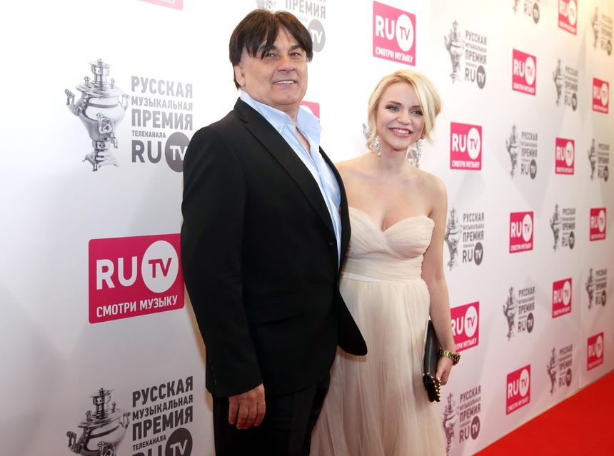 «Вместо плавок сажают себе зайца»: Серов высказался о дресс-коде эстрадных артистов