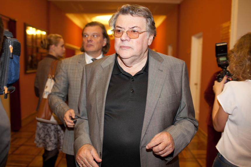 «Сейчас кровь последнюю возьмут»: Ширвиндт провел новогоднюю ночь в госпитале